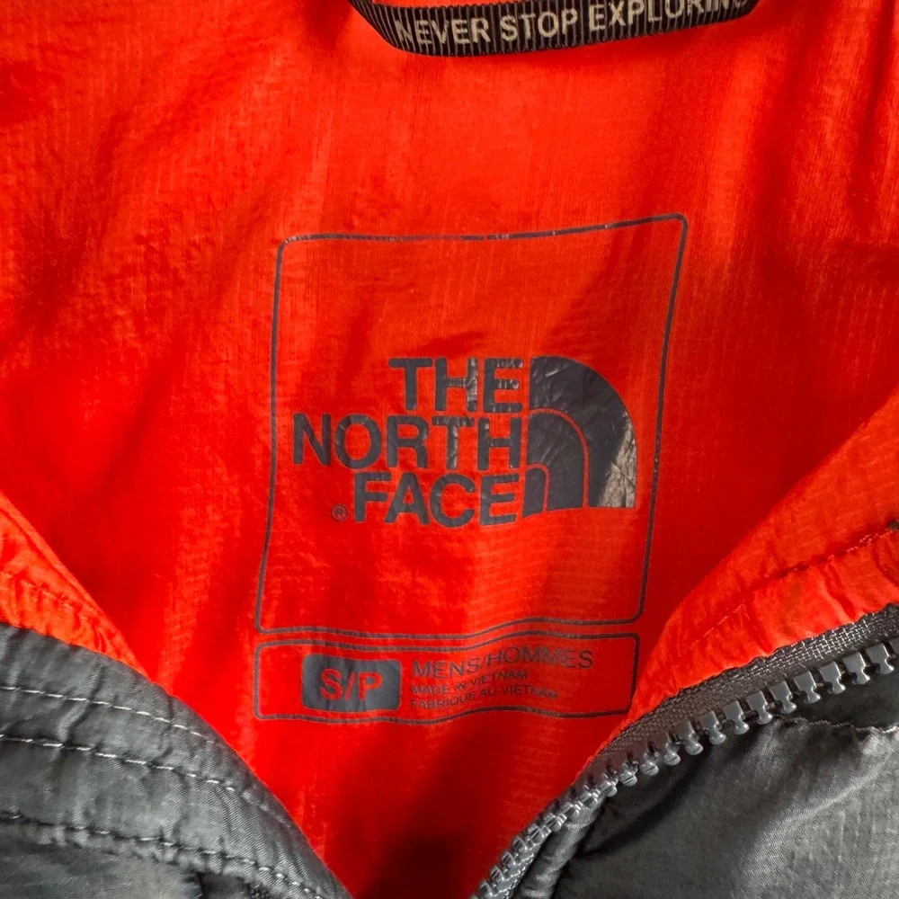 The North Face Mens Thermoball Puffer Jacket Full Zip Small